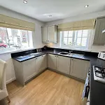 Seasalt - Part Of The The Bay Village With Pool, Gym And Direct Access, Pub, Restaurant, Tennis And Meadows Walks