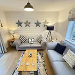 Seasalt - Part Of The The Bay Village With Pool, Gym And Direct Access, Pub, Restaurant, Tennis And Meadows Walks Feriehus