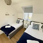 Seasalt - Part Of The The Bay Village With Pool, Gym And Direct Access, Pub, Restaurant, Tennis And Meadows Walks *