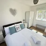 Feriehus Seasalt - Part Of The The Bay Village With Pool, Gym And Direct Access, Pub, Restaurant, Tennis And Meadows Walks Filey