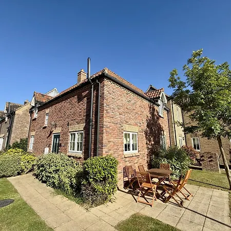 Feriehus Seasalt - Part Of The The Bay Village With Pool, Gym And Direct Access, Pub, Restaurant, Tennis And Meadows Walks *